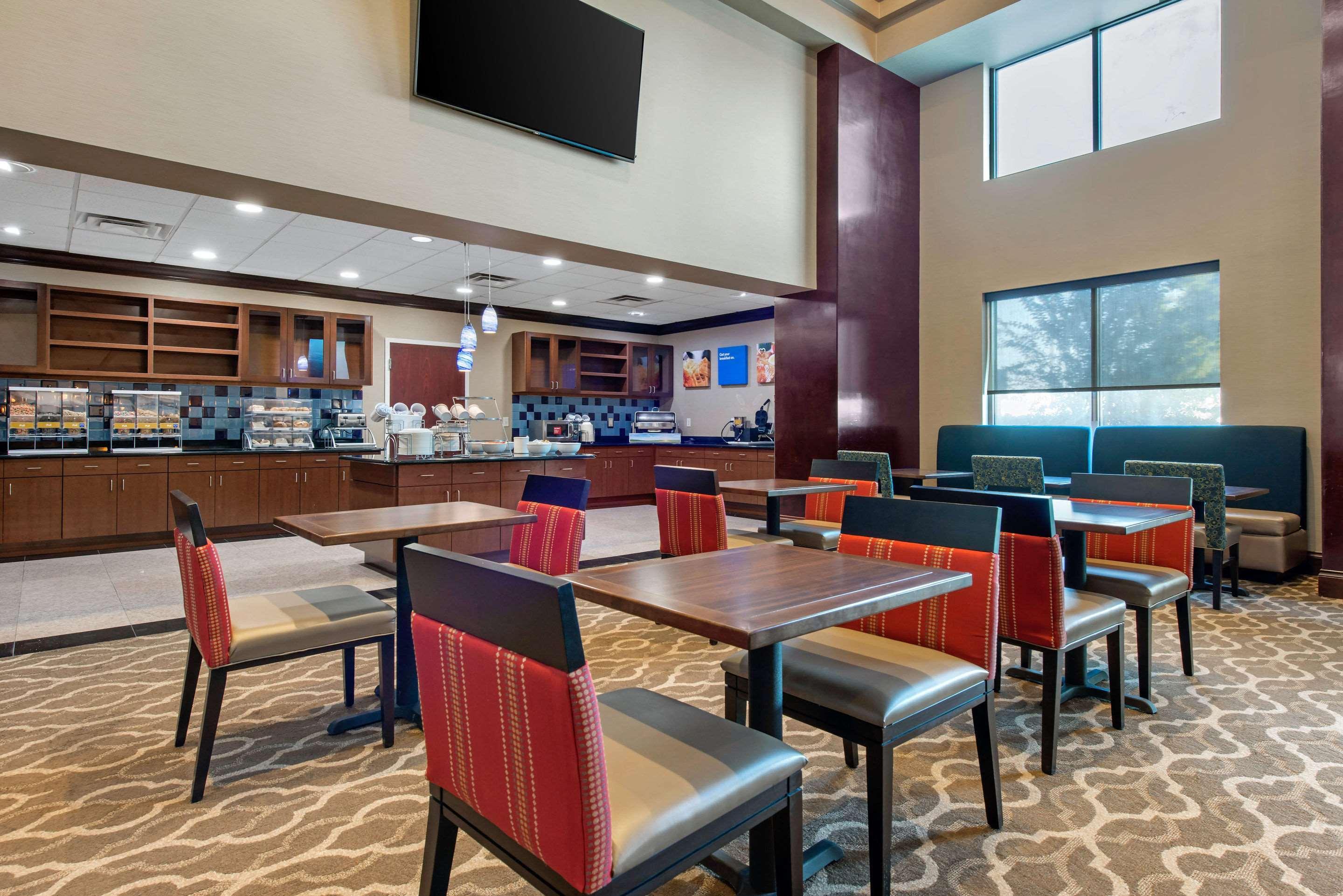 Comfort Inn & Suites Tavares North Экстерьер фото