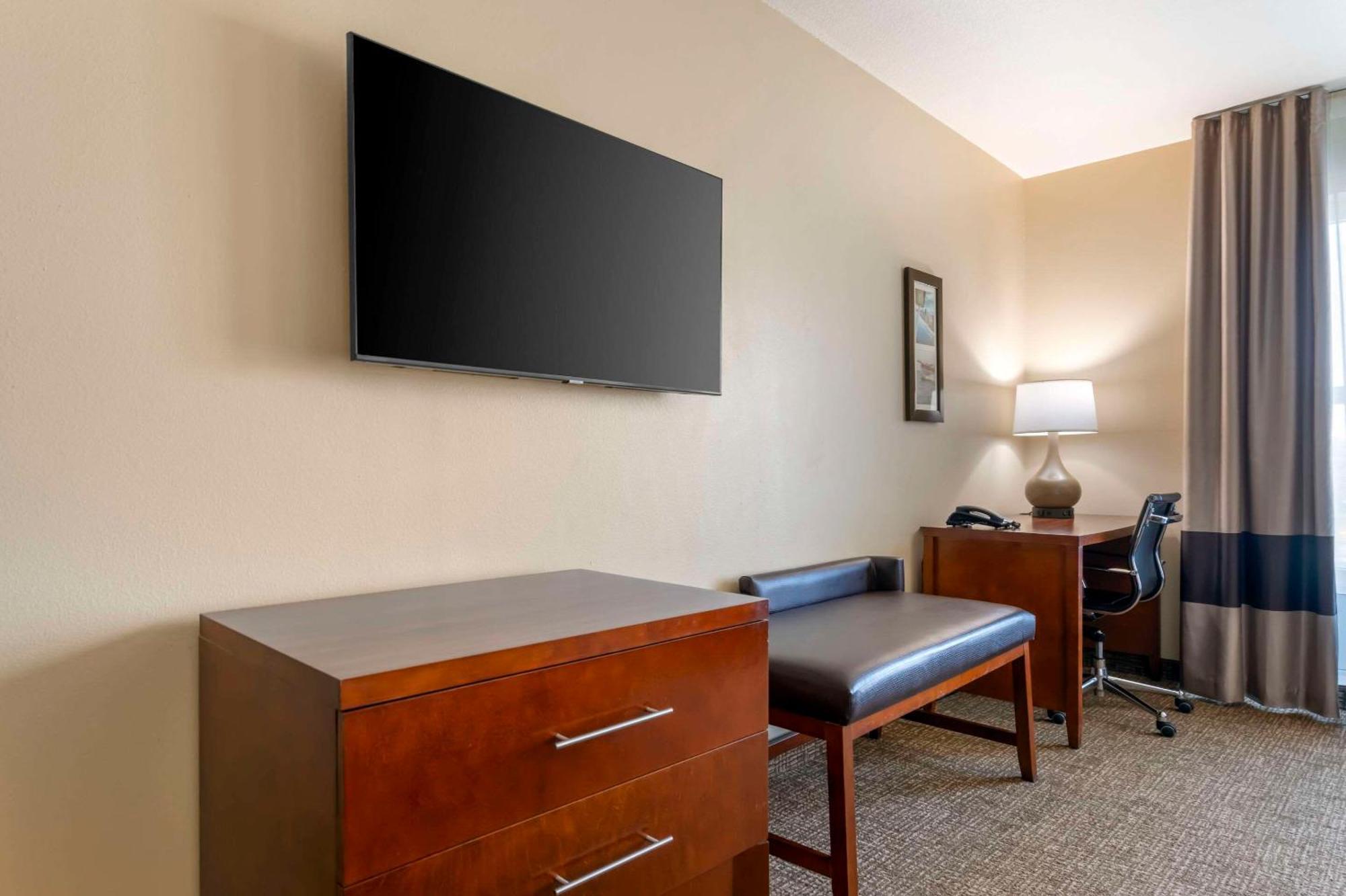 Comfort Inn & Suites Tavares North Экстерьер фото